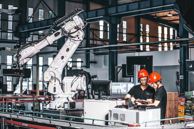Les efforts de la Chine en matière d’automatisation industrielle offrent un espoir aux industries en difficulté.