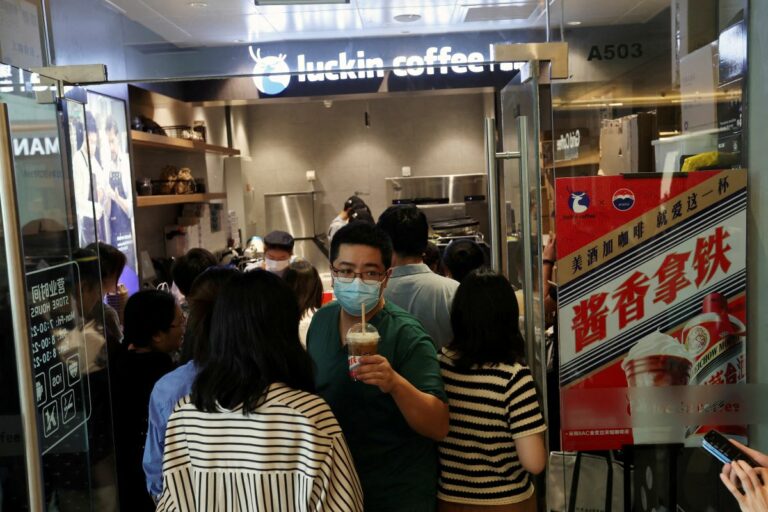 La Révolution du Café en Chine : L’Alliance Inattendue de Luckin Coffee et Moutai